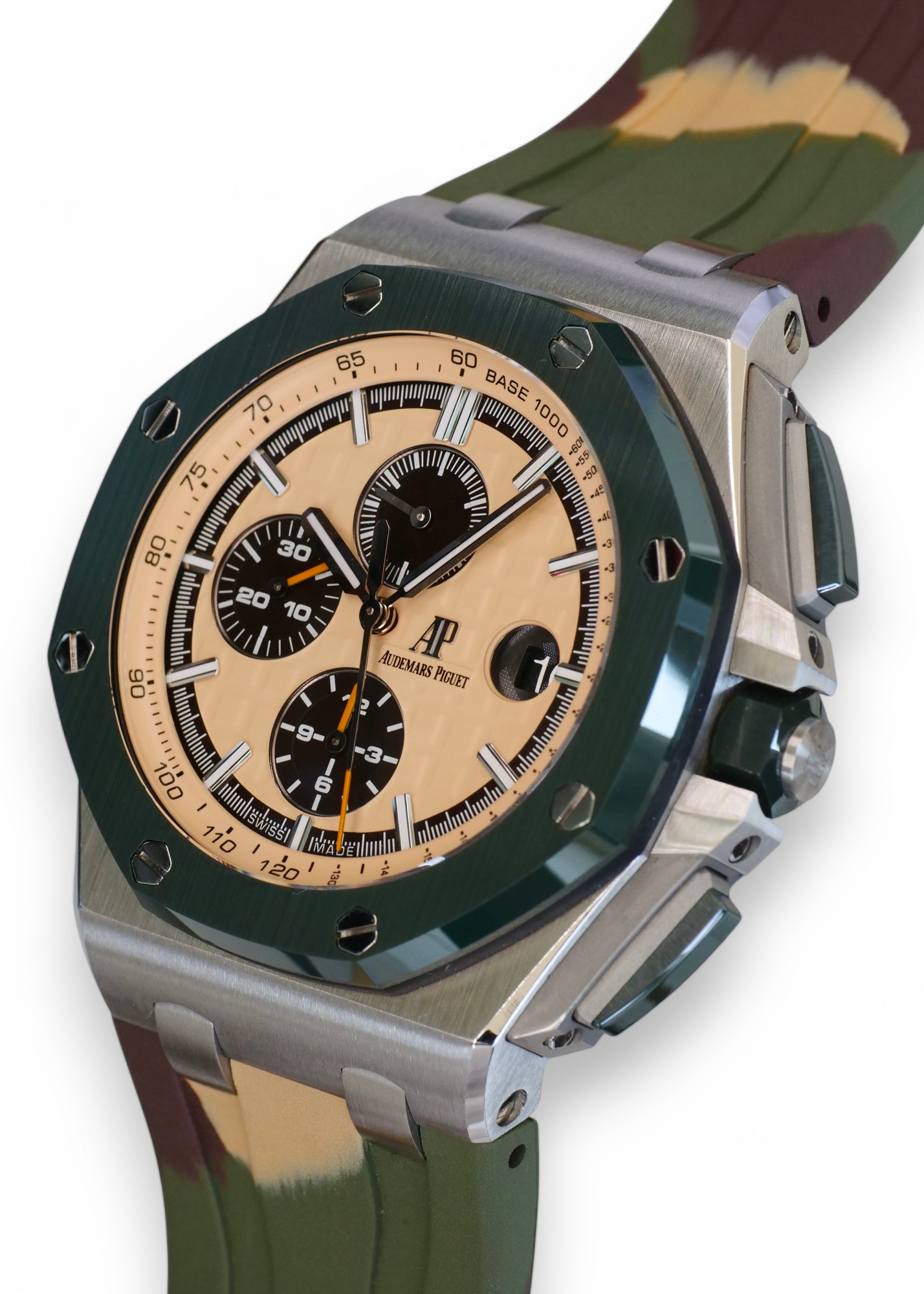 Audemars Piguet Royal Oak Offshore Chrono 44mm dial side