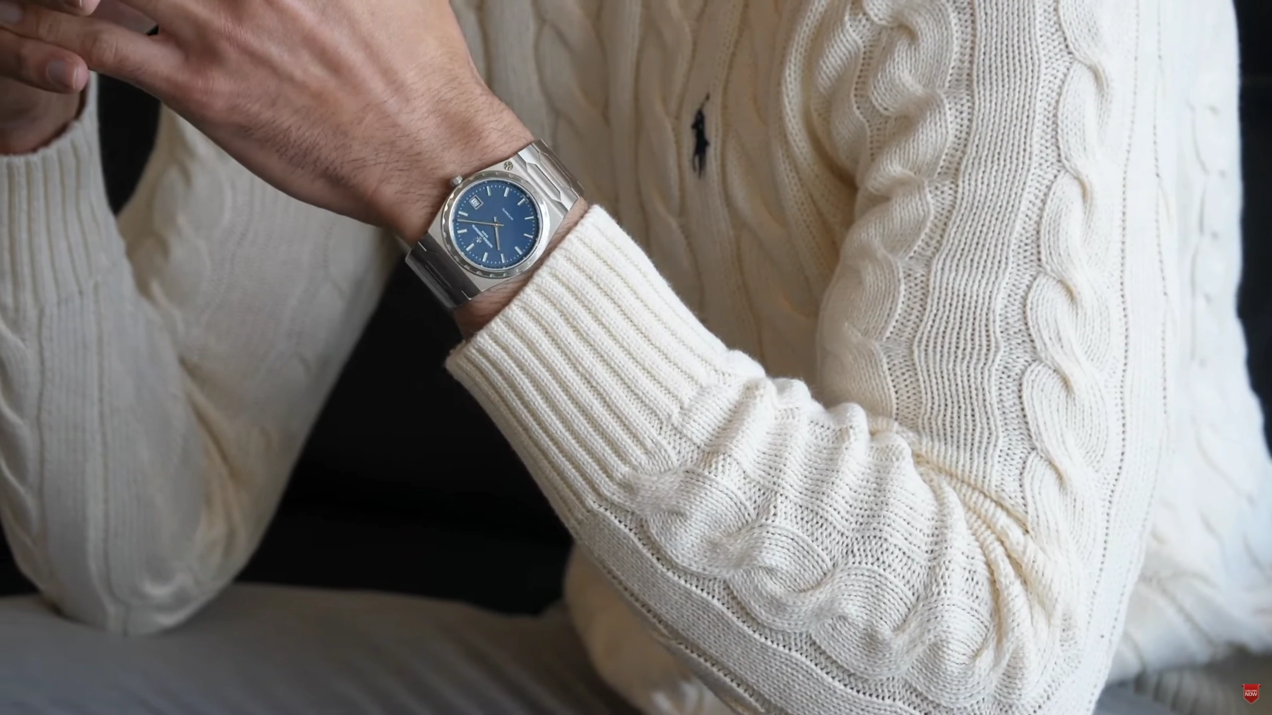 Vacheron Constantin 222 on hand sitting dial facing