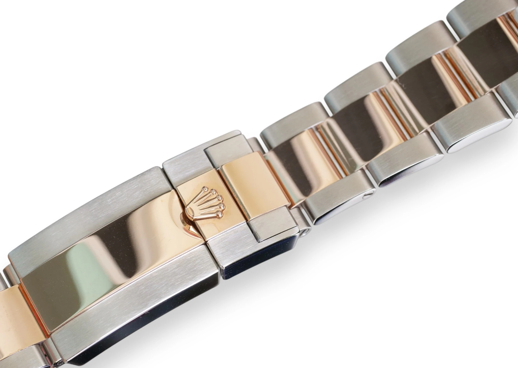 Rolex Yacht-Master 40 Black Dial 126621 for sale at calibre24 as full set with box and papers